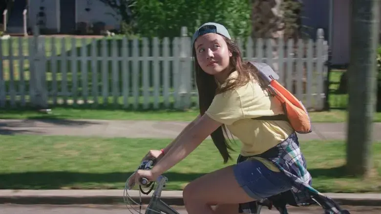 Inbetween Girl (2021)