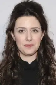 Zoë Worth