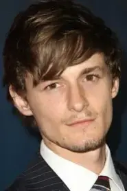 Giles Matthey