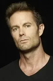 Garret Dillahunt