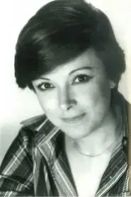 Lola Cardona