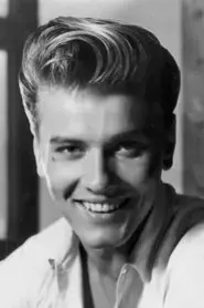 Richard Davalos