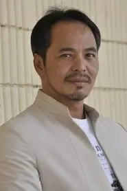 Tanapol Chuksrida